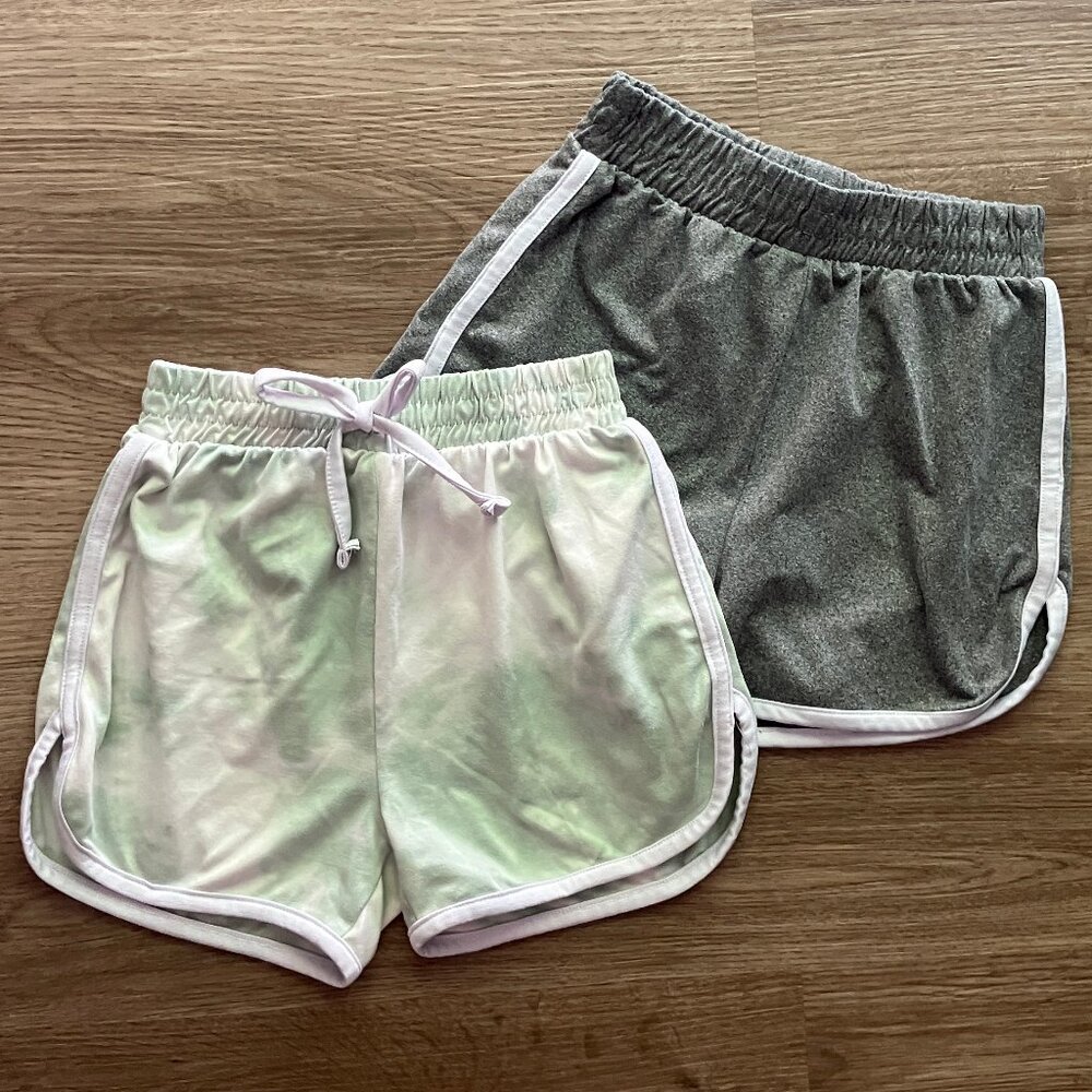 Violet Skye 7/8 Dolphin Shorts